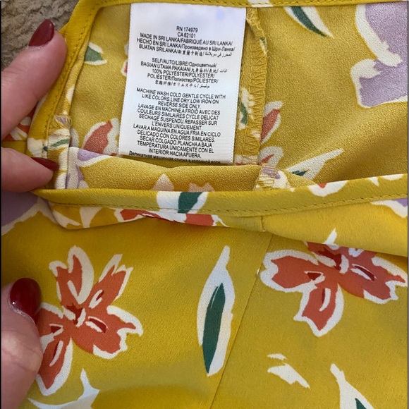 BCBGeneration Floral Print High Waisted Shorts - Picture 2 of 4